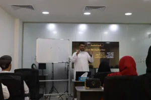 تدريب عملي يشرح كيف تصبح مدير تسويق ناجح ومؤهل لقيادة الفرق